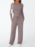 Trendy Queen Women's 2 Piece Matching Lounge Set Long Sleeve Slightly Crop Top Wide Leg Pants Casual Sweatsuit - Image 3