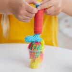 Play Doh Swirlin' Smoothies Toy Blender Playset, Play Kitchen Appliances, Kids Arts and Crafts Toys for 3 Year Old Girls and Boys and Up - Image 10