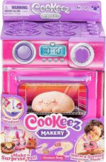 Cookeez Makery Cinnamon Treatz Oven – Interactive Bake & Reveal Oven Playset with Mystery Scented Plush (Cinnamon Pooch, Fondant Feline, or Strawberry Swirl), Mixing Tools, Dough, & Accessories, 5+ - Image 9