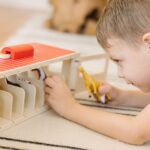 Melissa & Doug Take-Along Show-Horse Stable Play Set– Pretend Play Wooden Barn Toy with 8 Horse Toys & Carrying Case, Portable Preschool Travel Toys for Kids Ages 3+ - Image 5