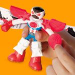 Play-Doh Marvel Captain America Moto-Slicer Playset with Bendy Action Figure, 3 Accessories, Imagination Toys for Kids 4 Years & Up - Image 9